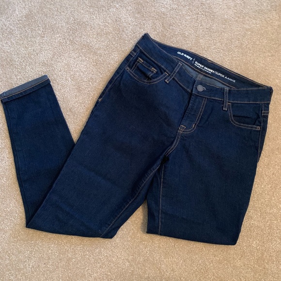 HOST PICK! Old Navy Super Skinny Jeans - Picture 5 of 7